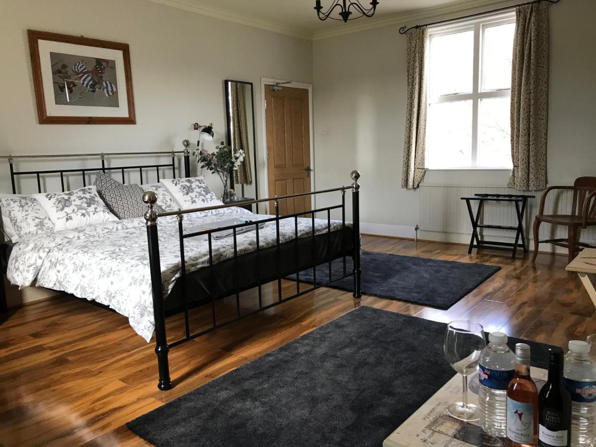 The Hollies Bed and Breakfast South Kilworth Eksteriør billede